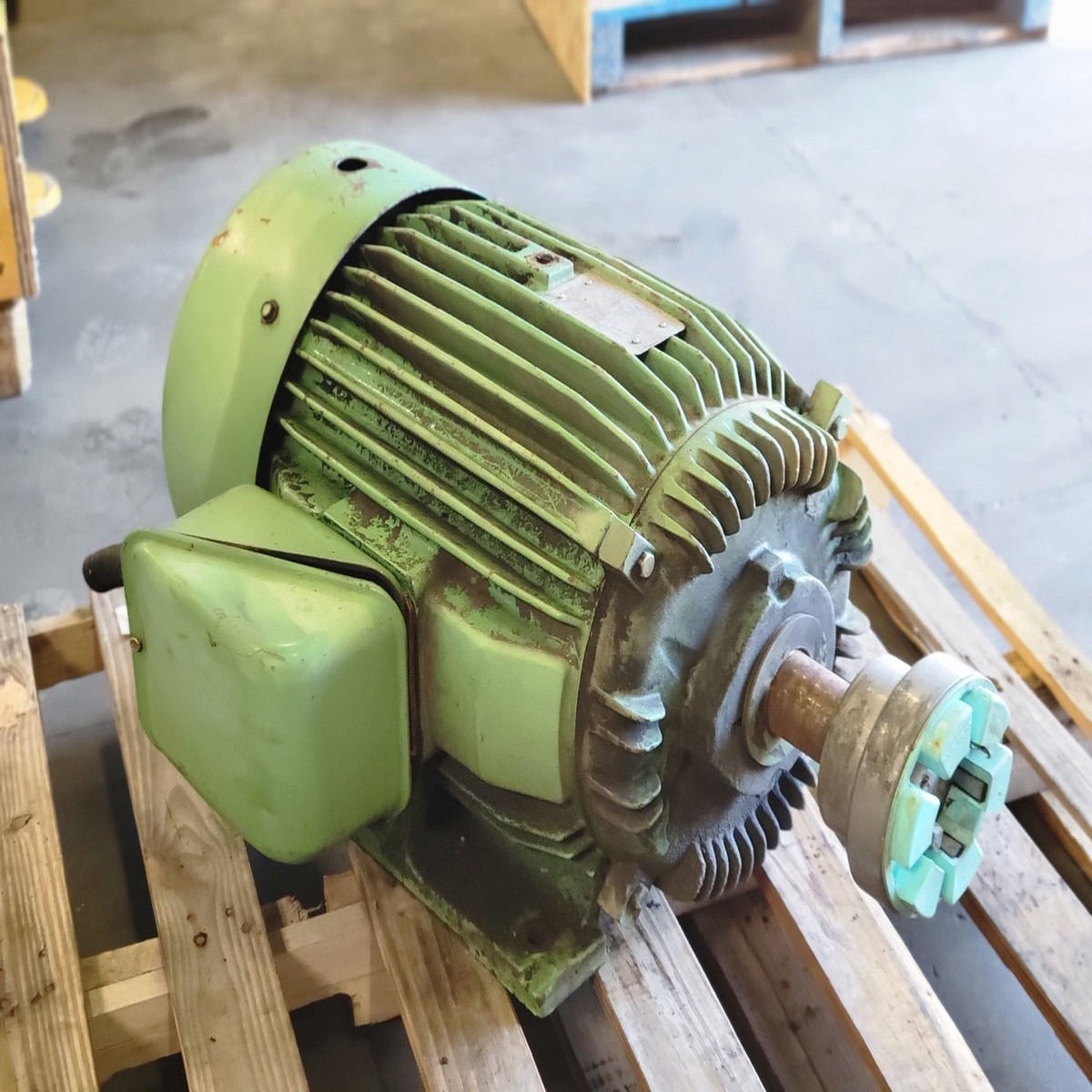 product-image-0