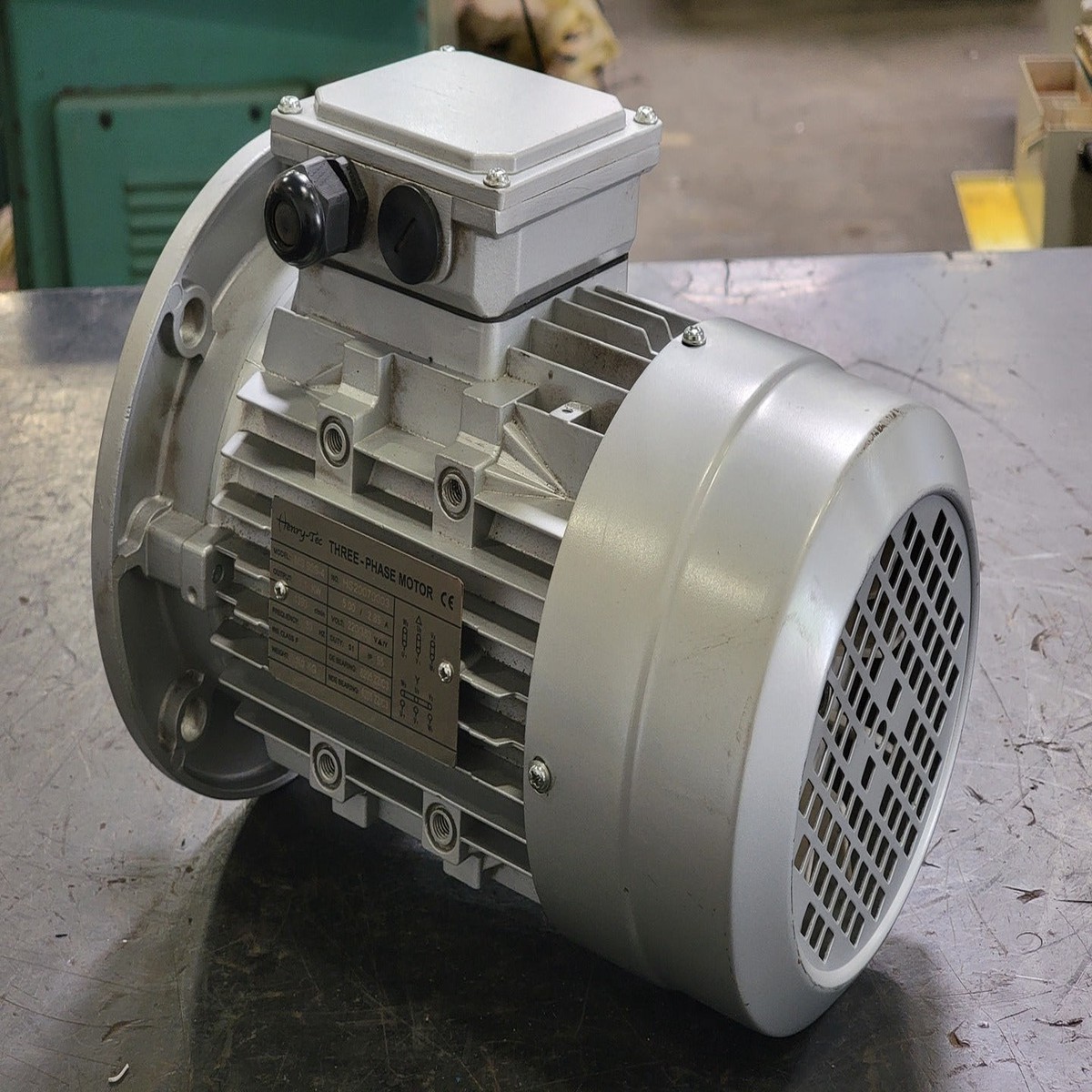 product-image-0