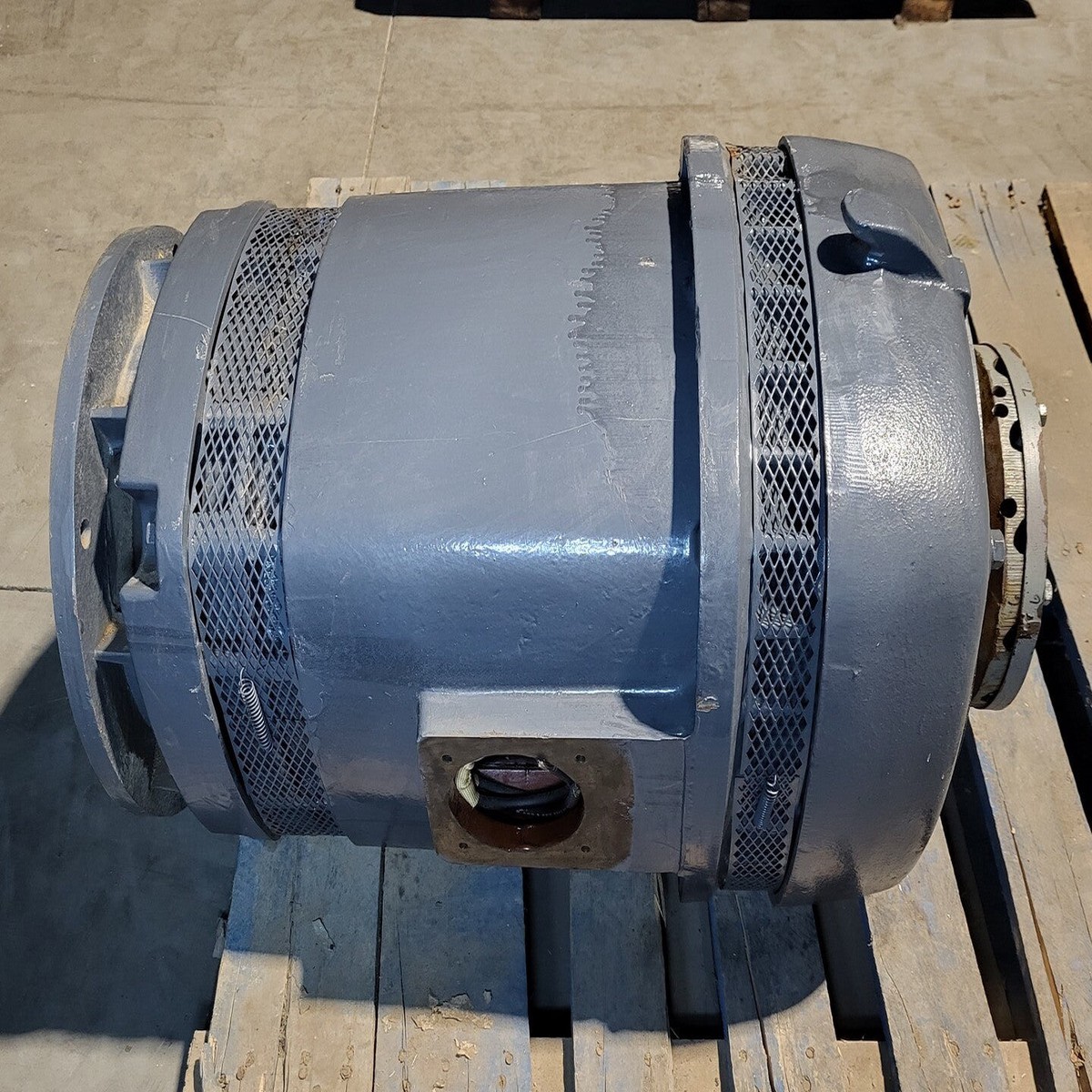 product-image-0