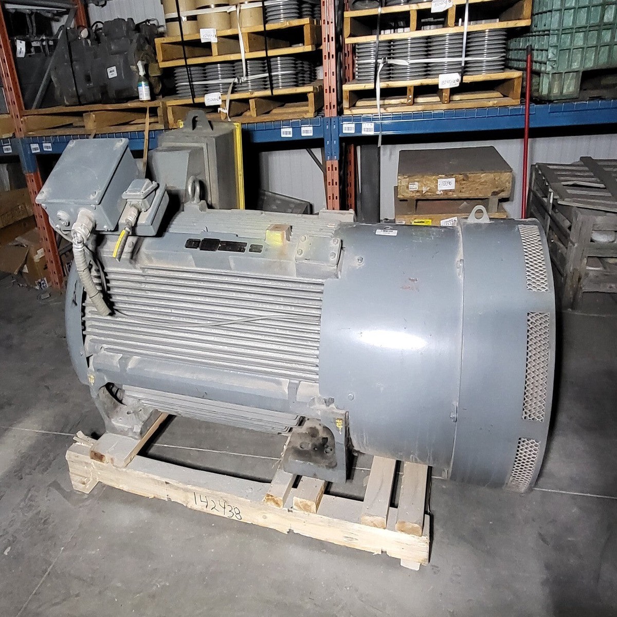 product-image-0