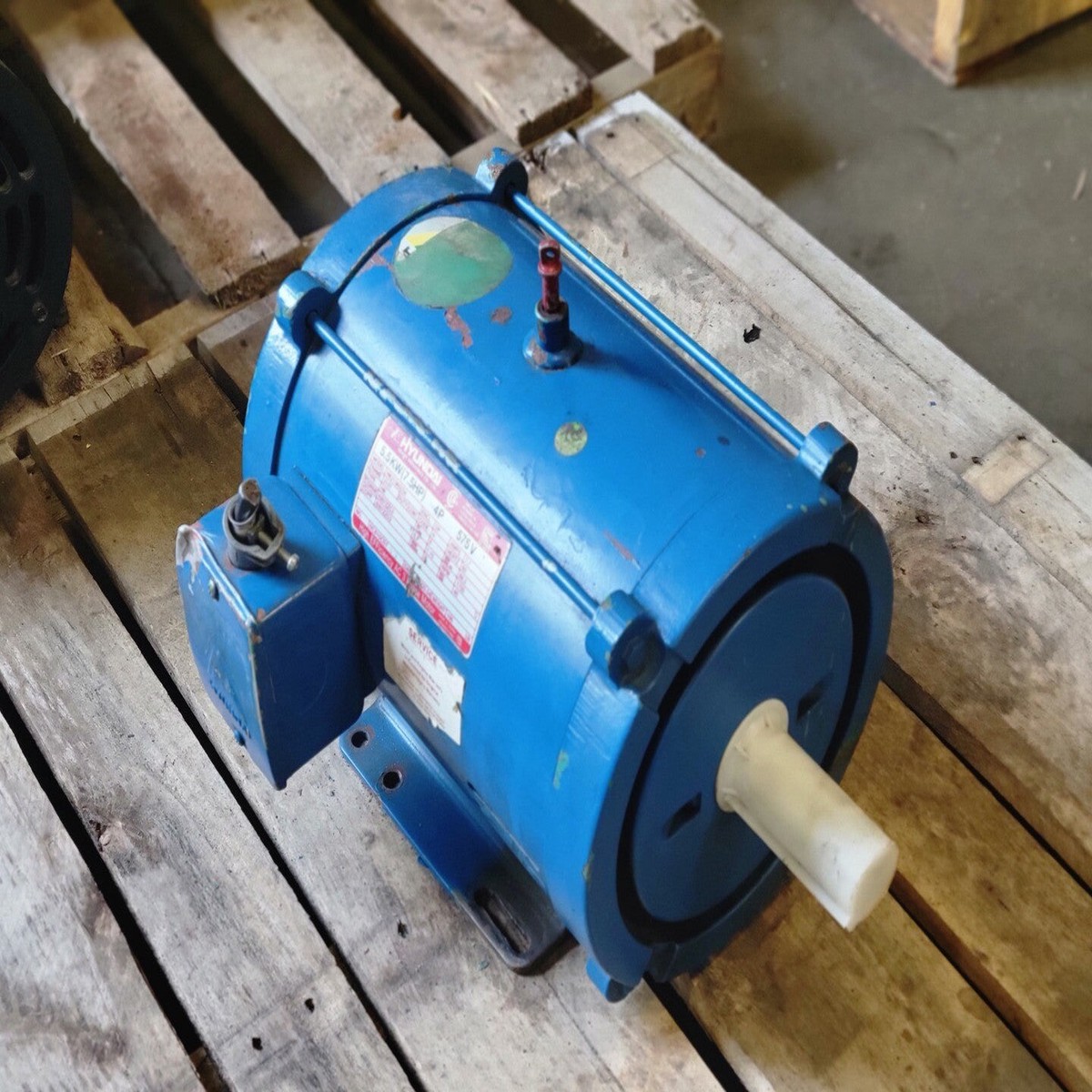 product-image-0