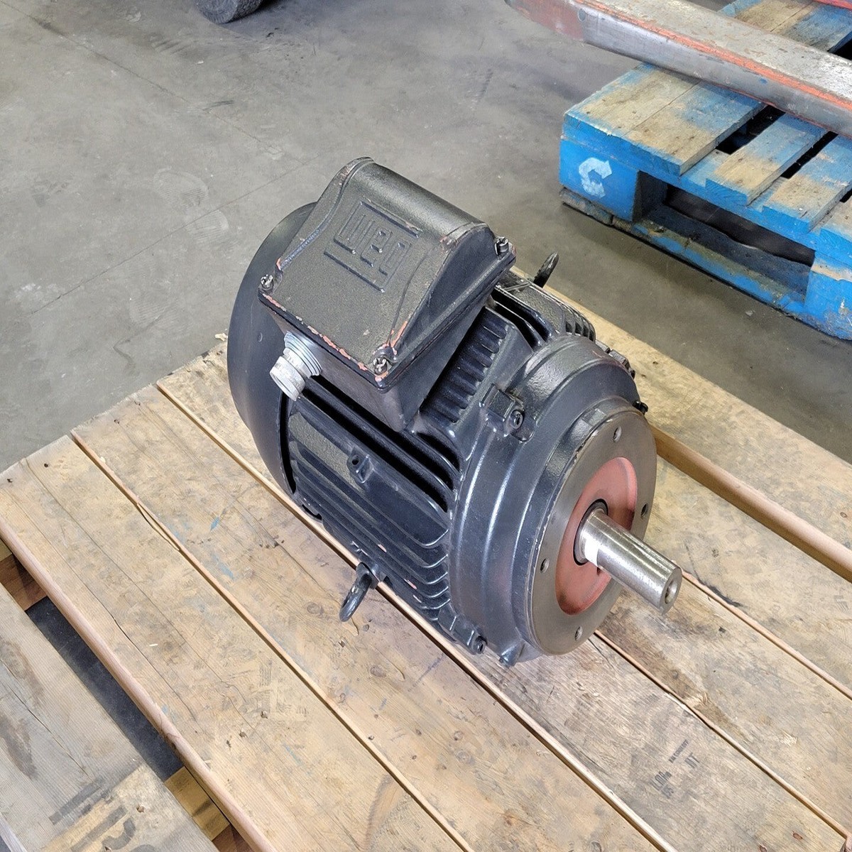 product-image-0