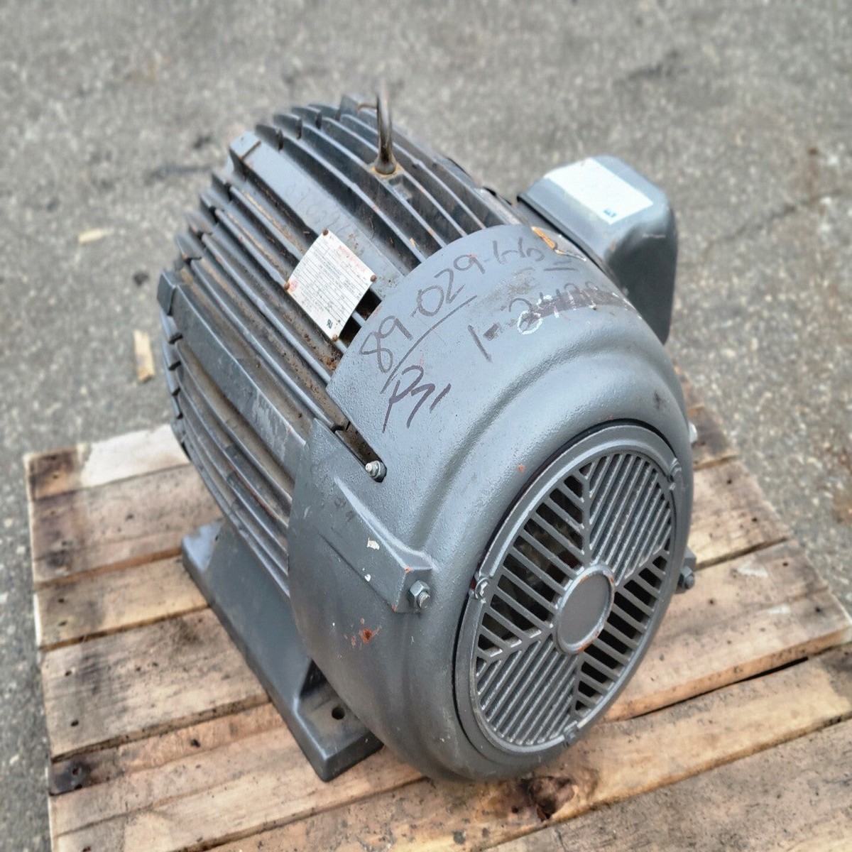 product-image-0