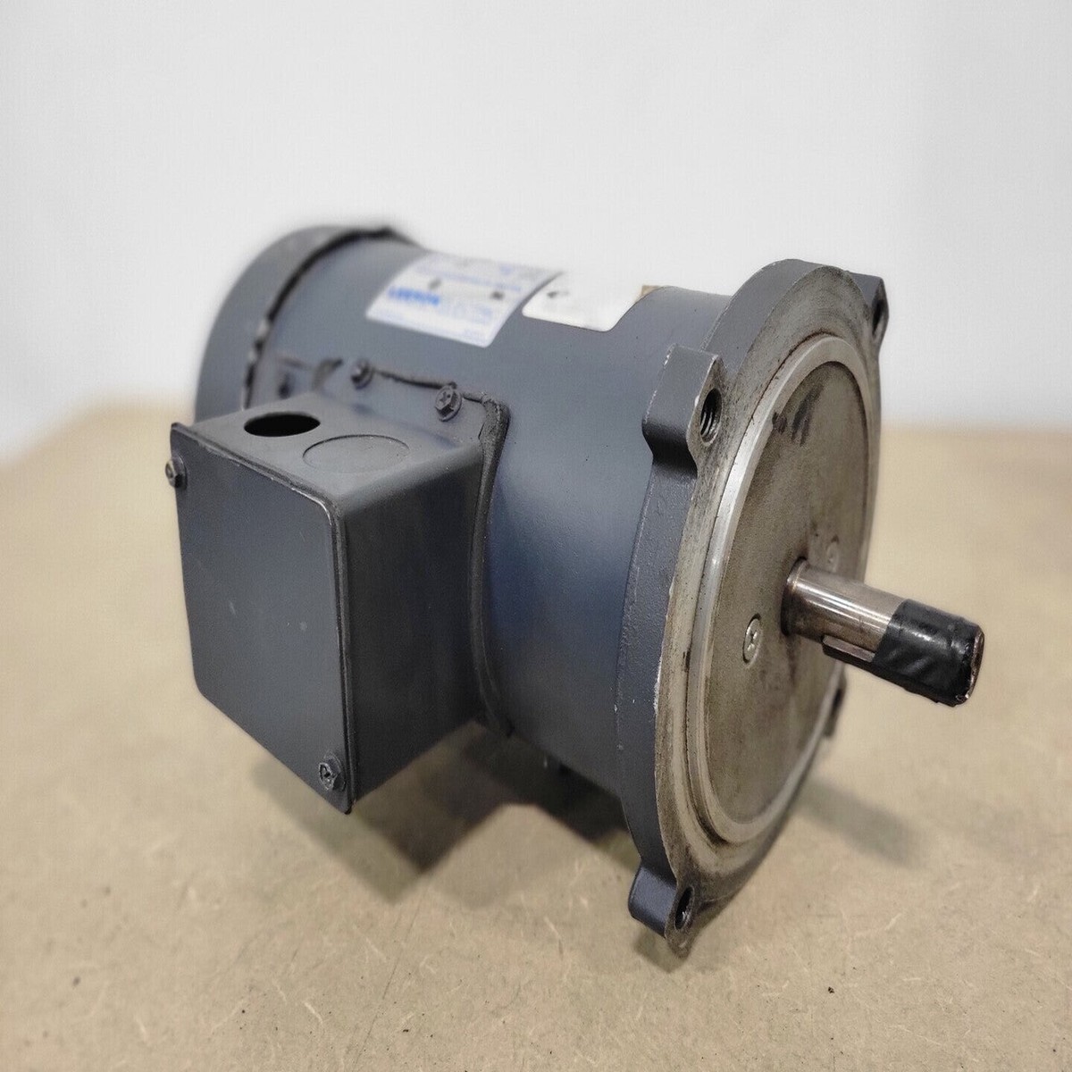 product-image-0