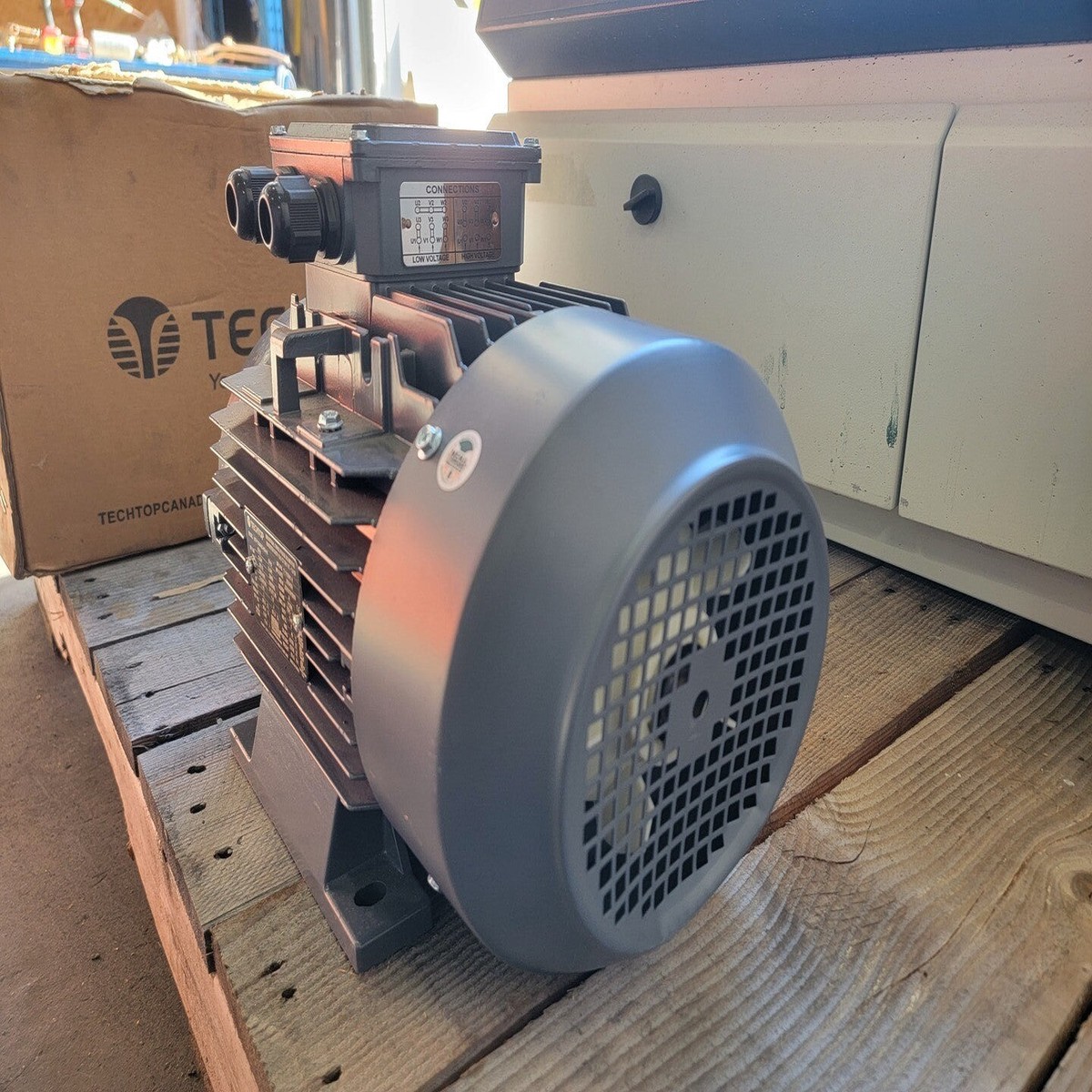 product-image-0
