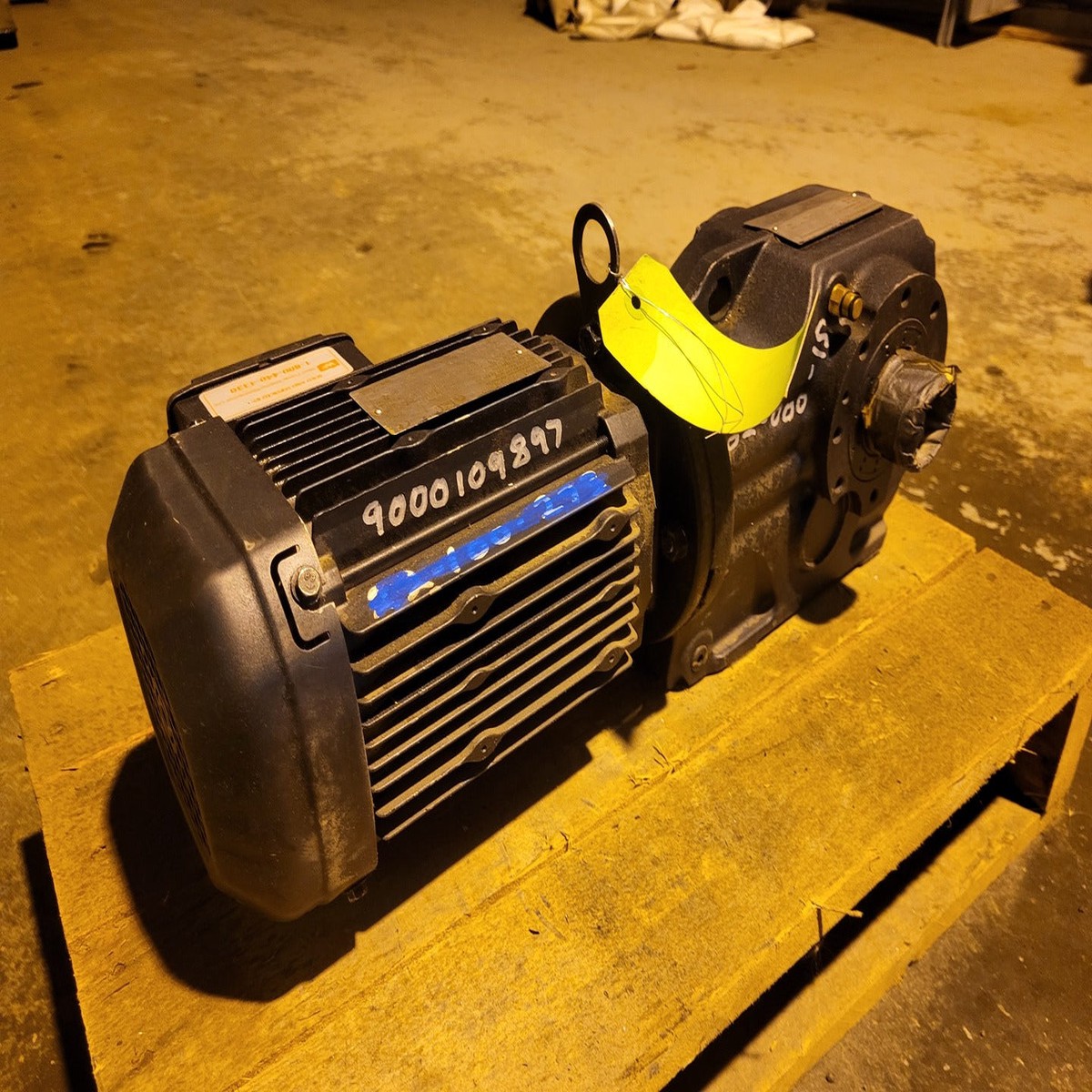product-image-0
