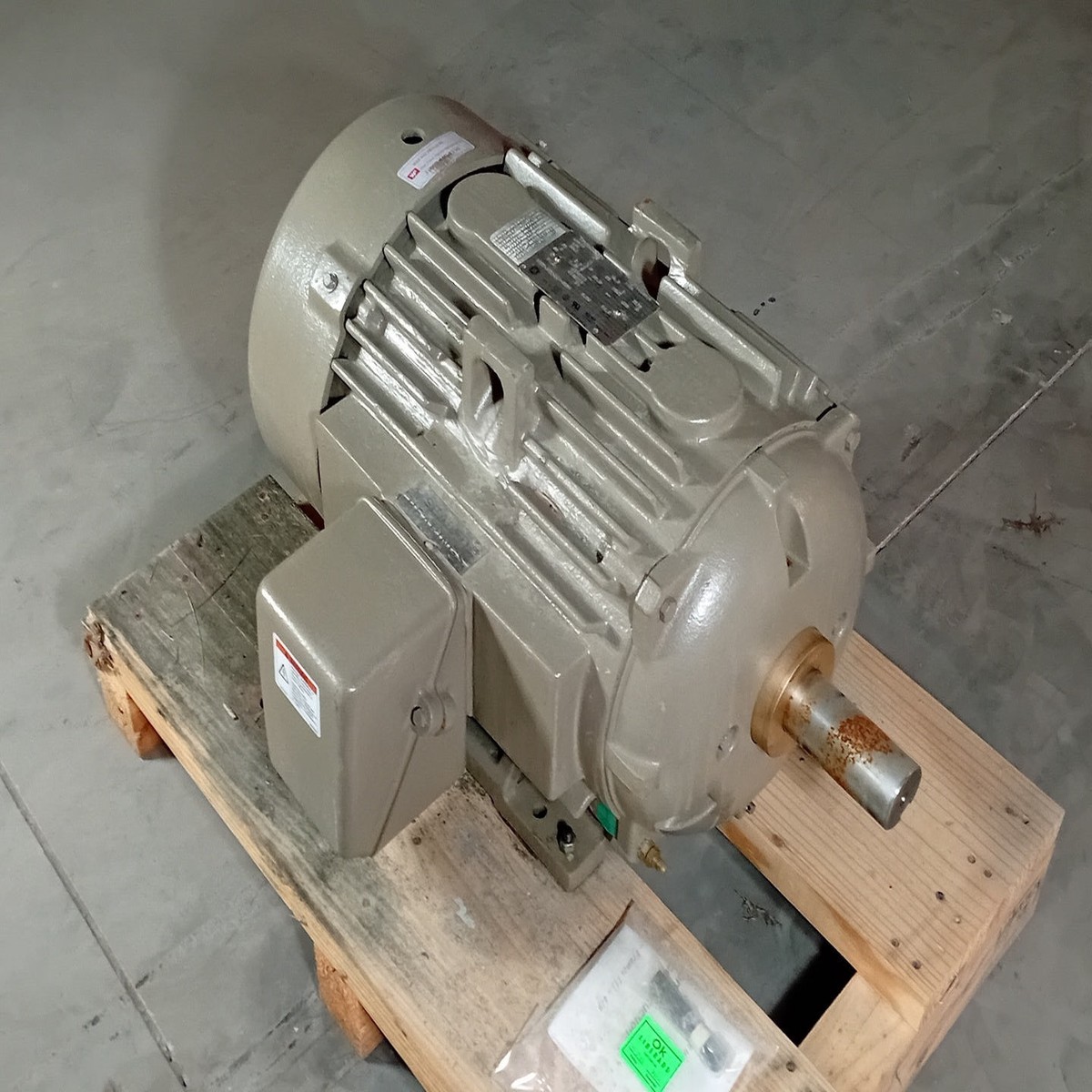 product-image-0