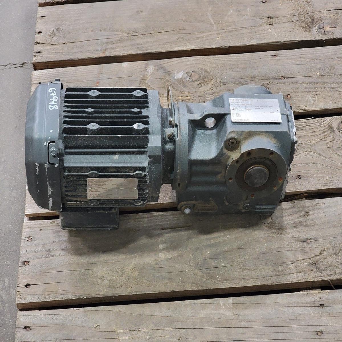 1.0 hp Helical-Bevel Gearmotor KA37/T DRE80M4